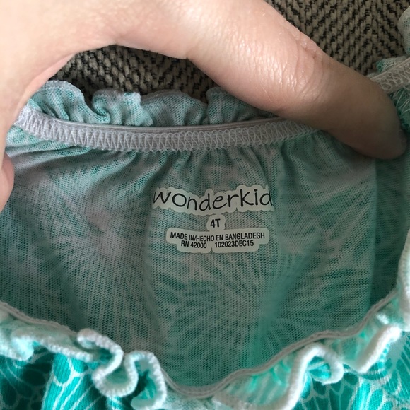 Wonder Kid Size 4T Girls Aqua Romper - Picture 2 of 4